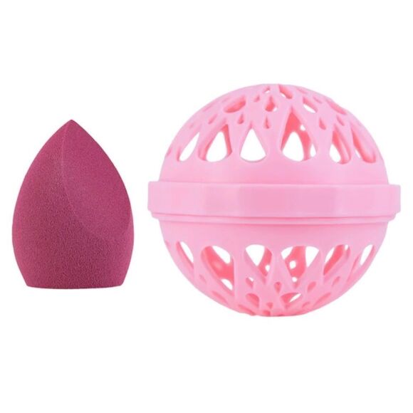 NEW! Makeup Eraser Sponge With Washing Machine Ball - Picture 1 of 8